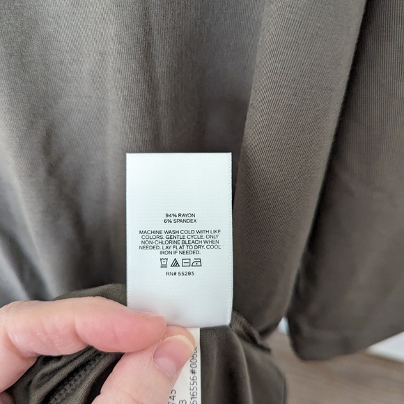 NWT Express London Top - Picture 5 of 6